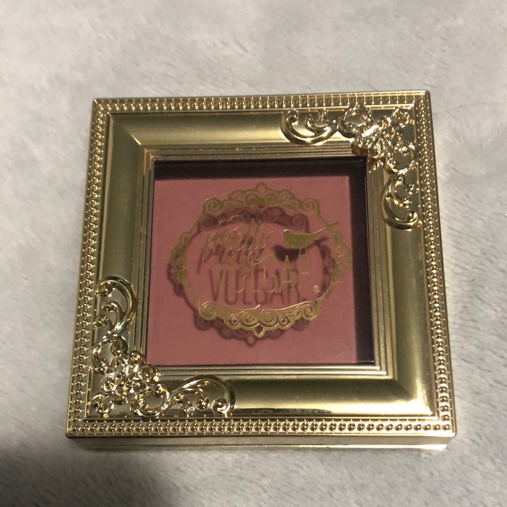 Pretty Vulgar blush